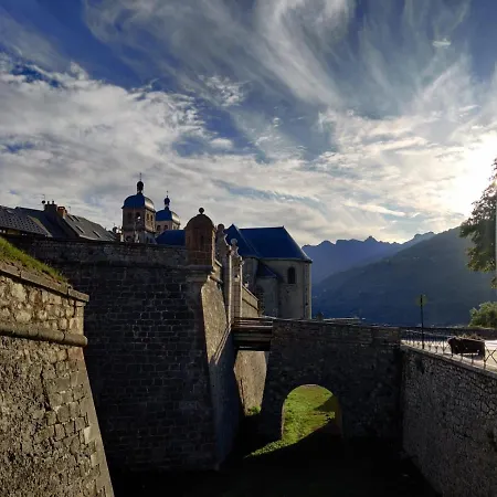 Pres Des Forts *